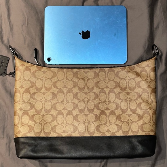 BNWT Coach Ranger Messenger Khaki Monogram - Picture 8 of 16